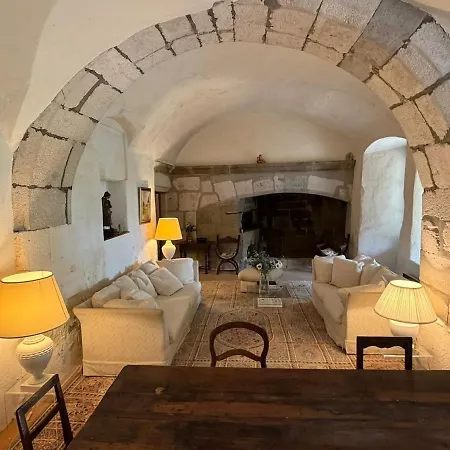 Le Chateau De Savigny Savigny (Haute-Savoie)